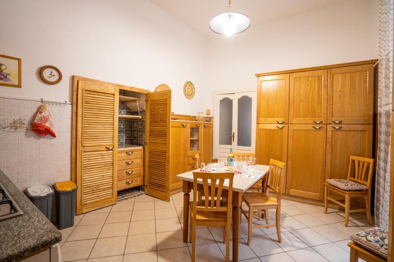 Apartamento La Casina Nel Centro Tropea Exterior foto