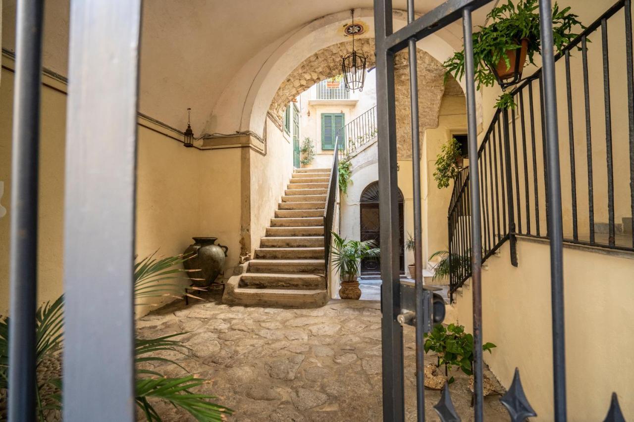 Apartamento La Casina Nel Centro Tropea Exterior foto